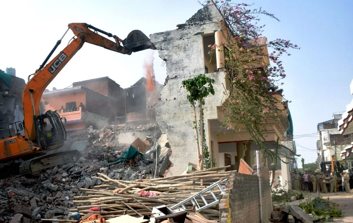 Building Demolition Service Contractors in Hyderabad Hp world Hyderguda 9492964400