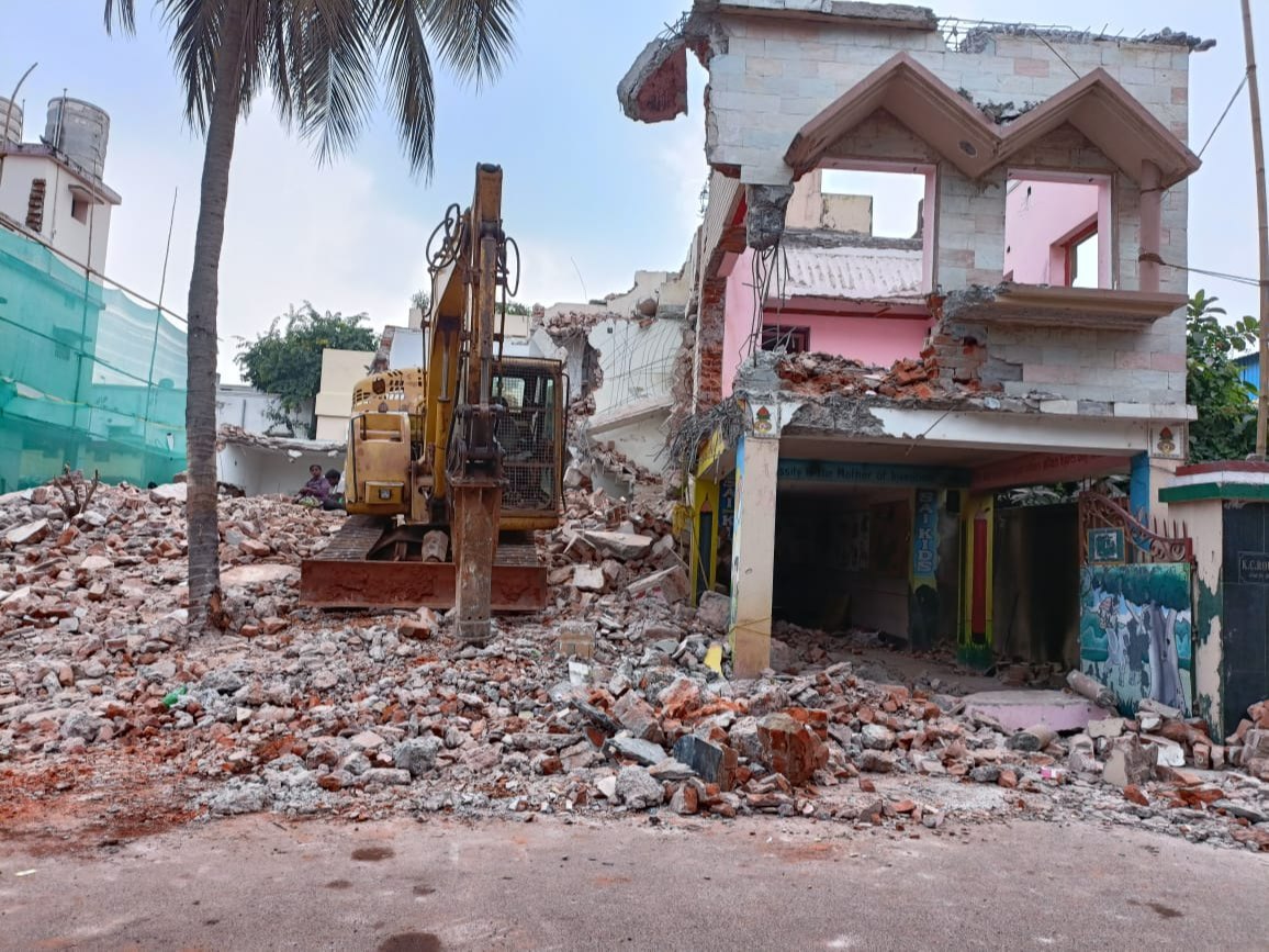Building Demolition Service Contractors in Hyderabad SNR Convention 9492964400